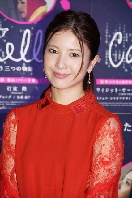 「カメリア」で初の海外進出となる吉高由里子