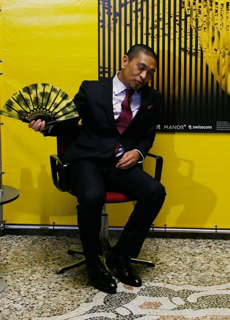 松本人志監督、ロカルノ映画祭でイタリア語挨拶披露しファン爆笑