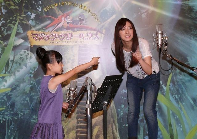 北川景子、芦田愛菜は「プロの女優さん」と手放しで絶賛