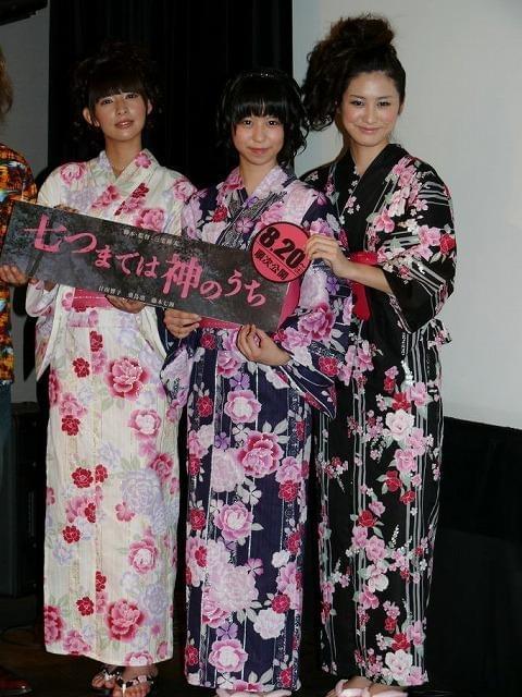 日南響子「つらい経験たくさんした」主演作初日に涙ぐむ