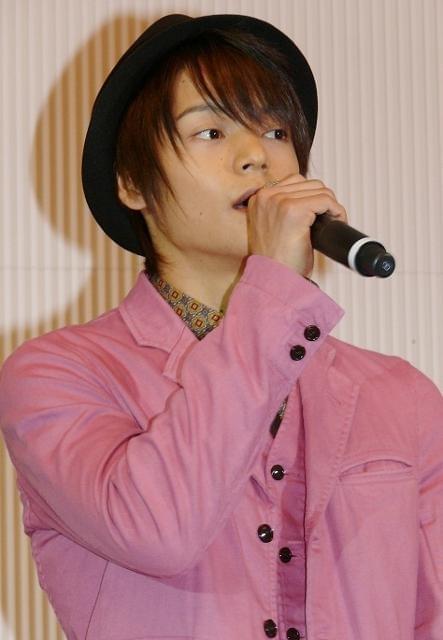 向井理“後輩”明大生に特別授業