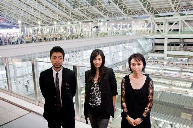 篠原涼子の「アンフェア」な登場で大阪駅がパニック！