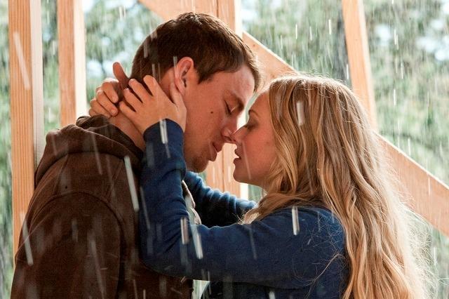 アマンダ・セイフライド、純愛映画出演で自身の恋愛観を語る