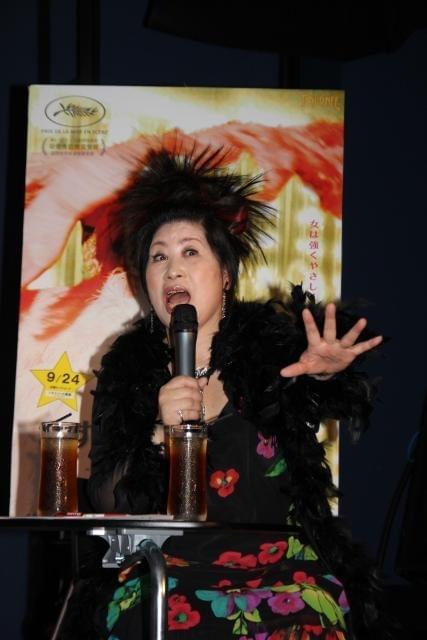 あき竹城、じゃんけん大会前のAKB前田にエール