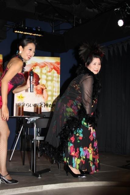 あき竹城、じゃんけん大会前のAKB前田にエール