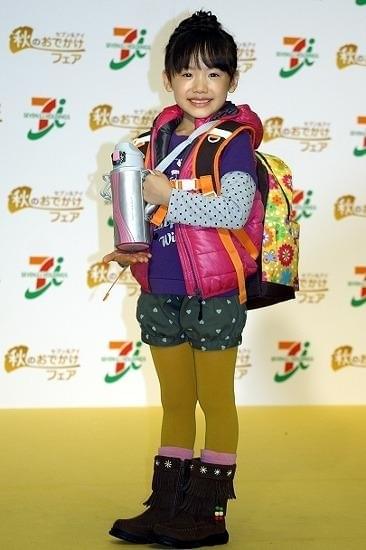 芦田愛菜、ソロではギュギュっとダンス！行楽弁当の監修も任される