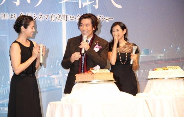 岸谷五朗、47歳誕生日は“妻”＆“不倫相手”に挟まれタジタジ