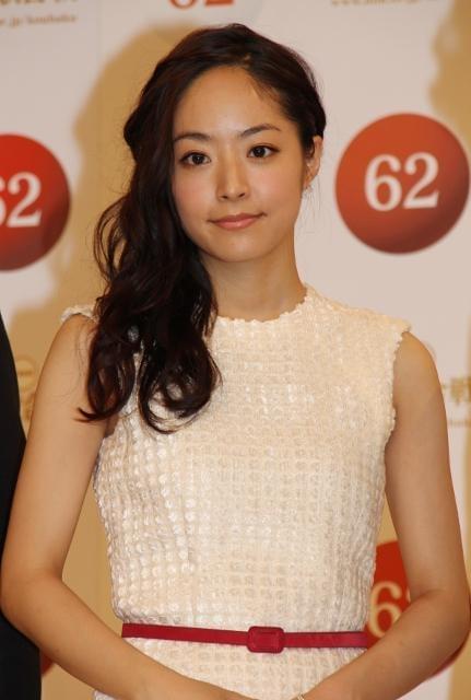 井上真央、紅白歌合戦で初司会 「嵐」は2度目