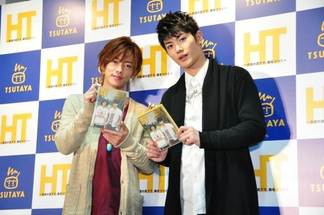 三浦春馬＆佐藤健、裸に泥だらけでジャングルをさ迷う