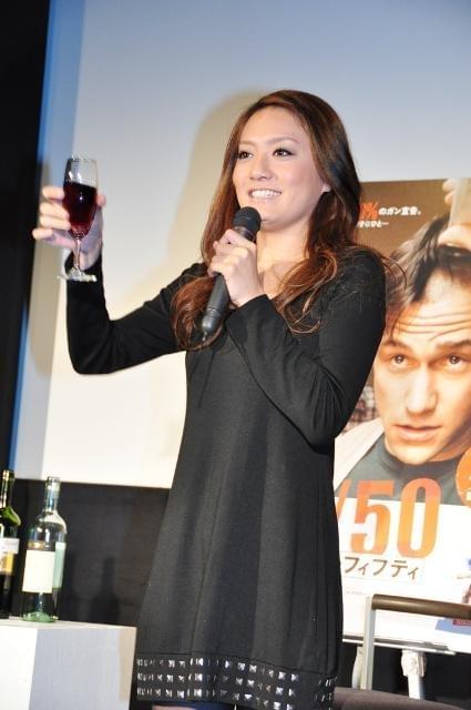 “恋愛難民”仁科仁美、クリスマスは「女子会を計画中」と白旗宣言