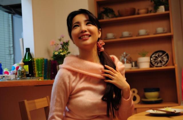 森下悠里が自前下着でより過激に！「ふたりエッチ」続編が限定公開