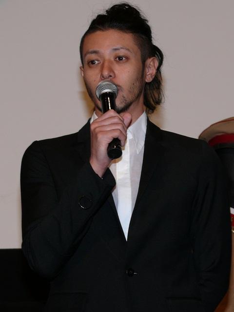 オダギリジョー、「マイウェイ」撮影前に猫ひろしとマラソン特訓