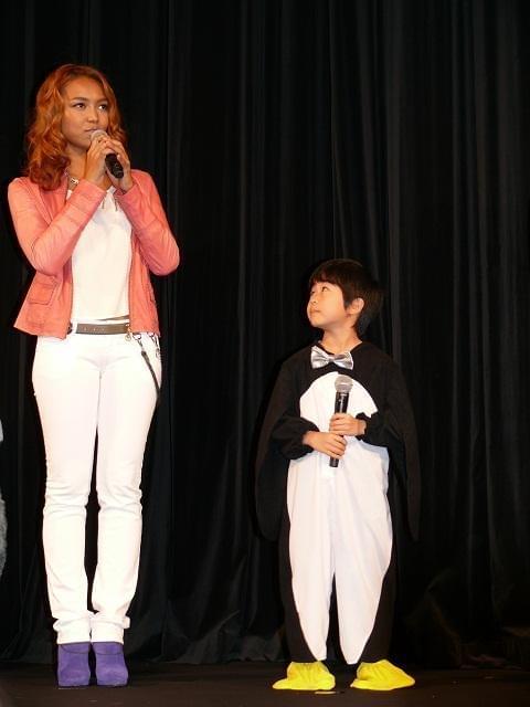 鈴木福「とってもかわいい」 本物のペンギンに笑顔