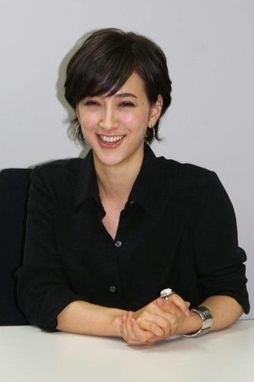 滝川クリステルが体当たりで新境地！ 芸人顔負け80メートル木登り