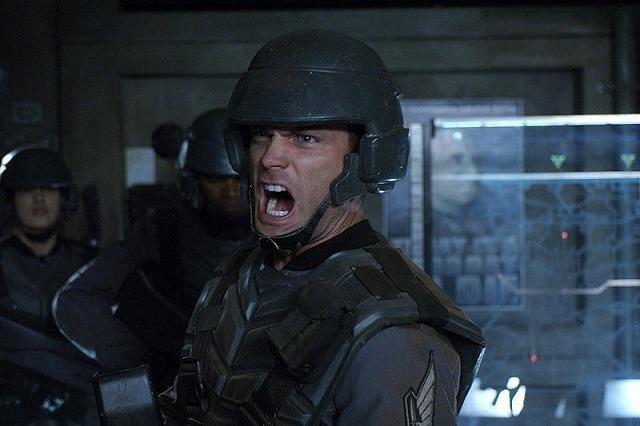 ポール・バーホーベン監督「スターシップ・トゥルーパーズ」リメイクへ