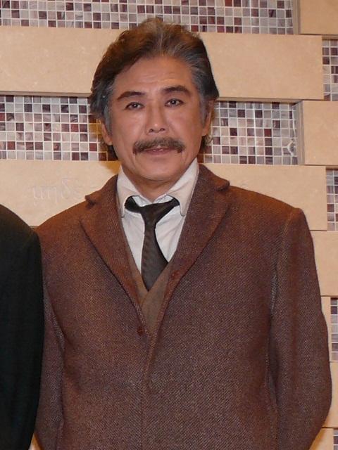 カミーユ・クローデルの父を演じる西岡徳馬