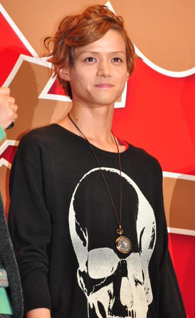 真野恵里菜「20歳なのに女子高生ライダーです」と自虐挨拶