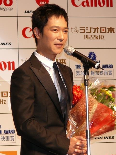 永作博美、報知映画賞・主演女優賞に大粒の涙