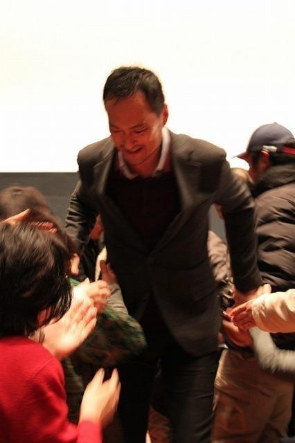 渡辺謙「はやぶさ」引っさげ東北駆けめぐる 被災者との約束果たす