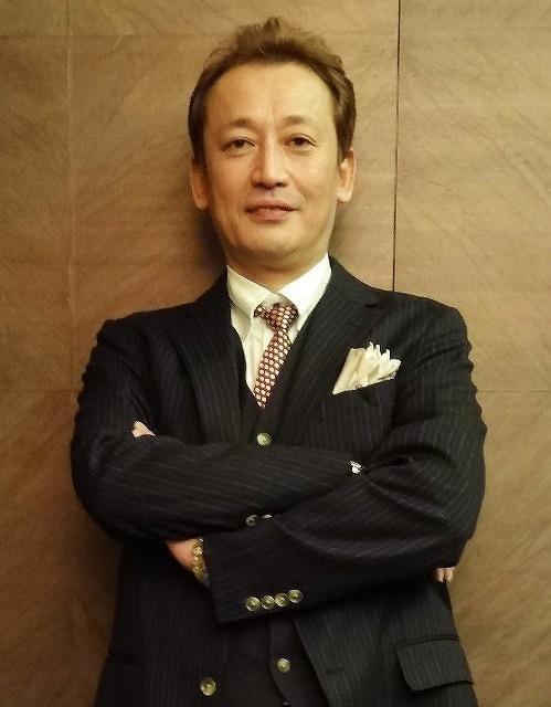 長原成樹、自らを描く「犬の首輪とコロッケと」に込めた熱き思い