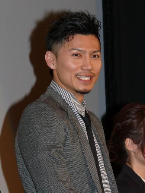 「ベルセルク」岩永洋昭、孤独だった？ 窪岡監督が平謝り