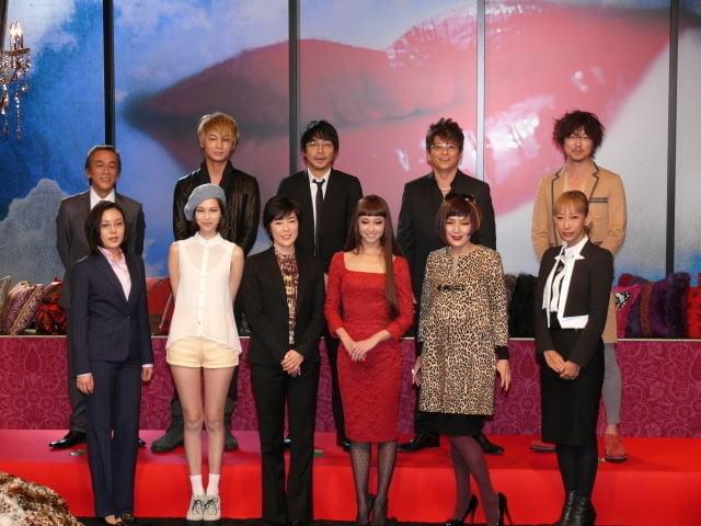 沢尻エリカ「何でも聞いて」とご機嫌も、記者の質問にダメ出し