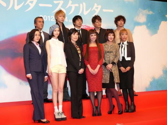 沢尻エリカ「何でも聞いて」とご機嫌も、記者の質問にダメ出し