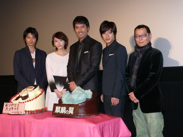 阿部寛、向井理の人気「予感した」 主演作「麒麟の翼」早くも10億突破