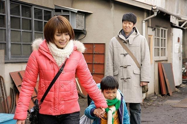 「FLY！ 平凡なキセキ」サエない男と宇宙人の友情を描く予告編が公開！