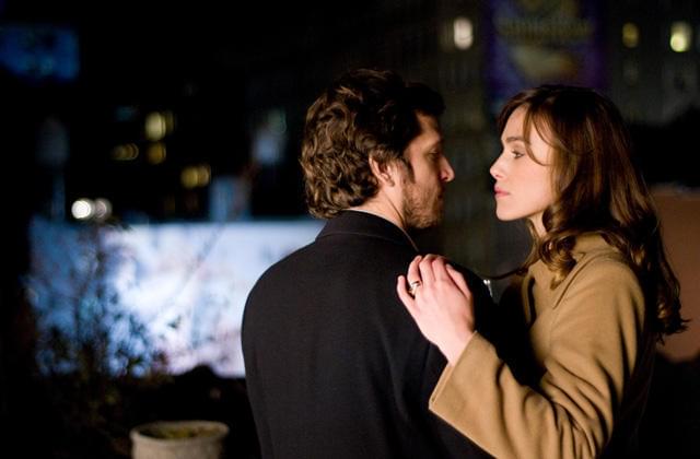 キーラ・ナイトレイ「恋と愛の測り方」ポスターを本邦初公開