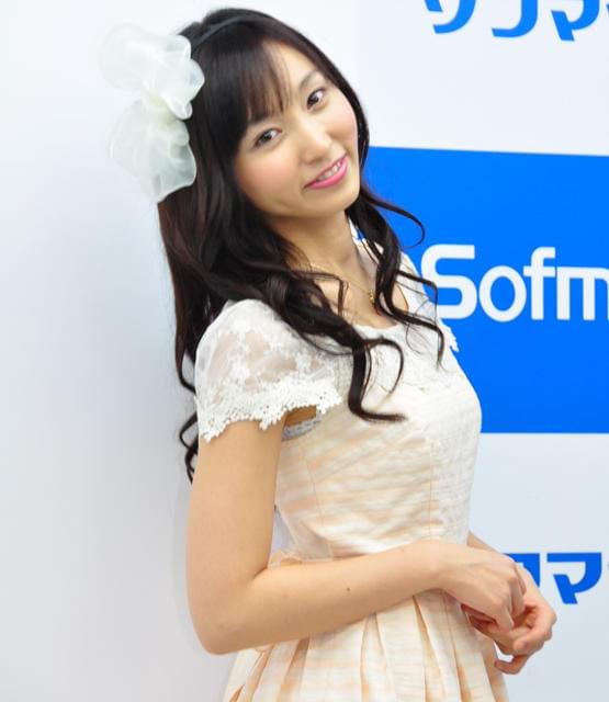 吉木りさ、ナース姿に「キュンキュンしてほしい！」