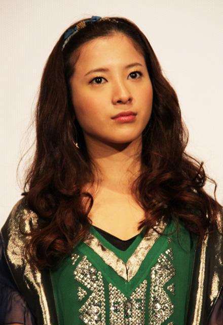 生田斗真＆吉高由里子、マスコミも観客も「好きだバカ～！」