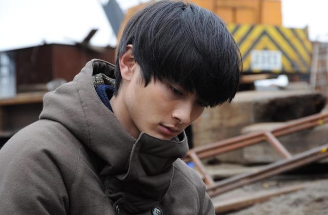 高良健吾主演ドラマ「罪と罰」主題歌はメレンゲ