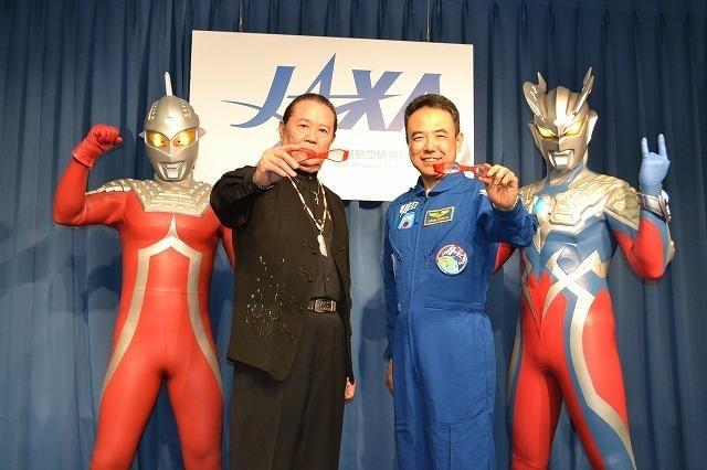 宇宙飛行士・古川聡氏、あこがれのウルトラセブンとご対面