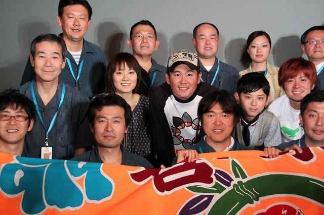 蒲郡市役所青年部の人々も応援に駆けつけ、 川田広樹らの舞台挨拶を後押し