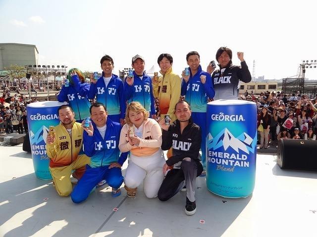 缶コーヒーのデザインを競い合った芸人たち