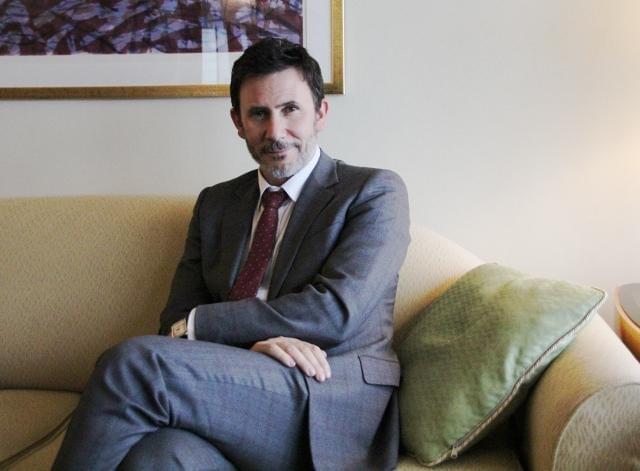 3月に来日したミシェル・アザナビシウス監督