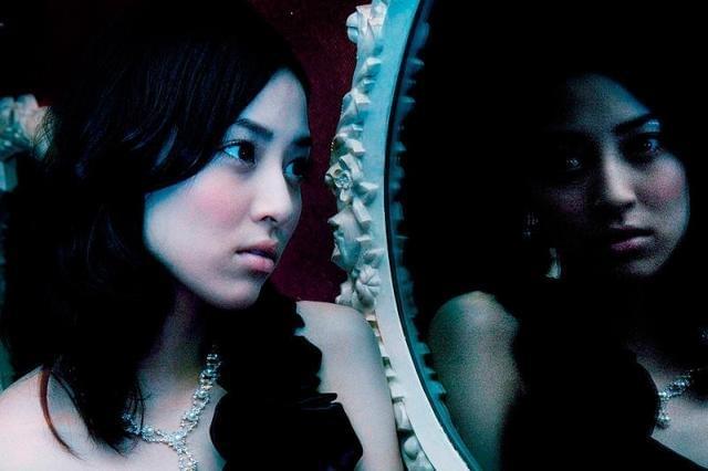 岡本あずさが主演した 「センチメンタルヤスコ」