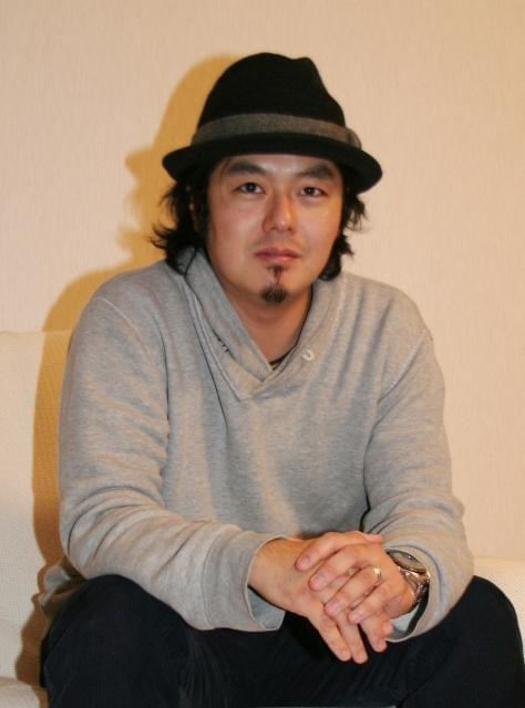 メガホンをとった堀江慶監督