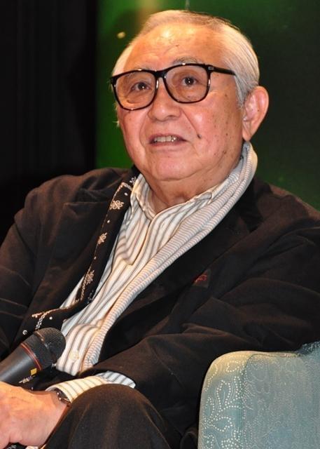 ティーチインに出席した倉本總