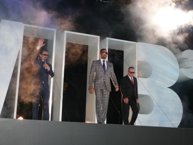 「MIB」コンビが世界で唯一、日本で2ショット！ファン500人熱狂