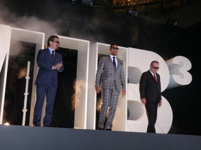 「MIB」コンビが世界で唯一、日本で2ショット！ファン500人熱狂