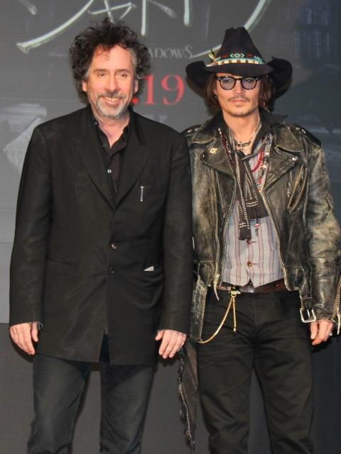 ジョニデ、バートン監督との絆を再認識 被災者支援も約束