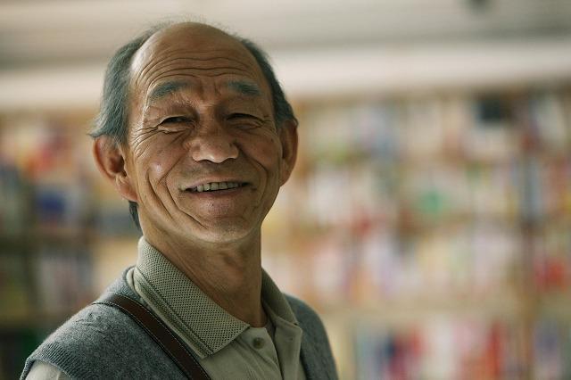 三上博史×笹野高史×濱田岳、東野圭吾のドラマシリーズ“笑”に主演