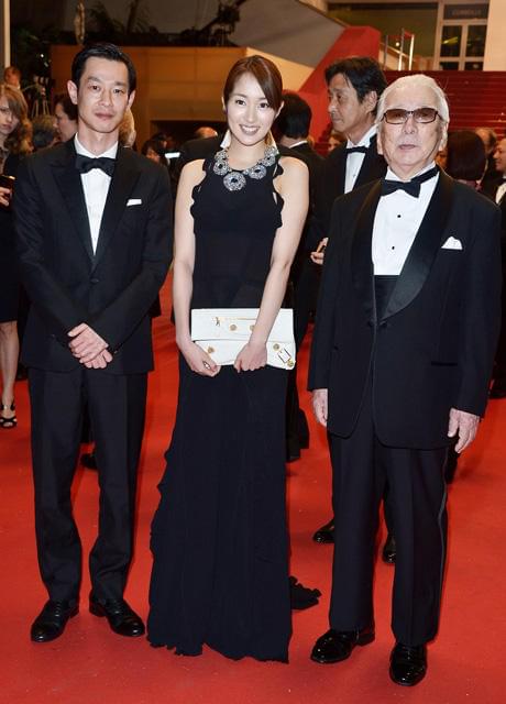 高梨臨、カンヌで堂々のレッドカーペットデビュー