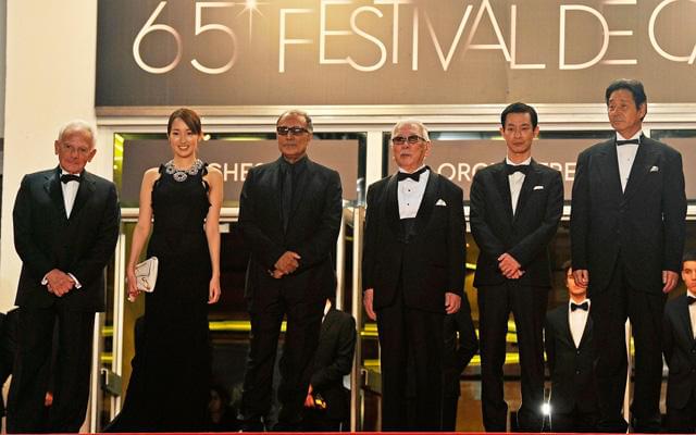 高梨臨、カンヌで堂々のレッドカーペットデビュー