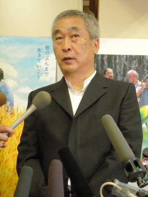 新藤兼人監督次男・次郎氏「お疲れさまと言ってあげたい」