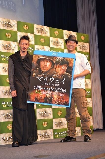新婚・山本太郎、オダギリジョーからのサプライズ花束に笑顔