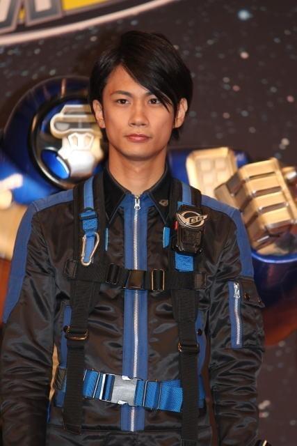 「仮面ライダーフォーゼ」初の単独映画、福士蒼汰も気合い十分！