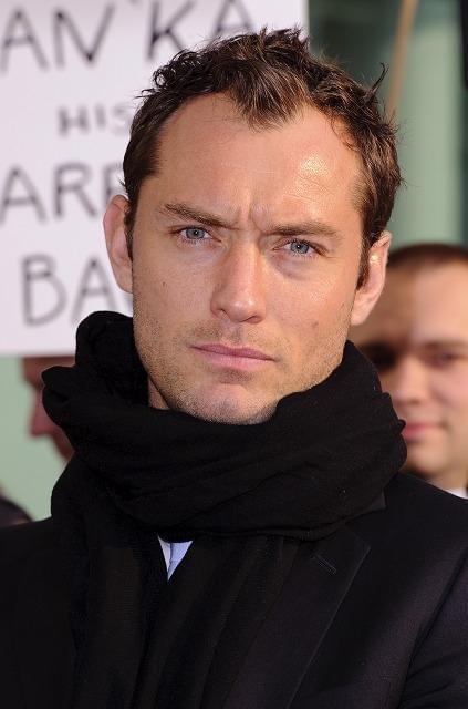 ジュード・ロウ、「ハムレット」に続いて「ヘンリー5世」で舞台に